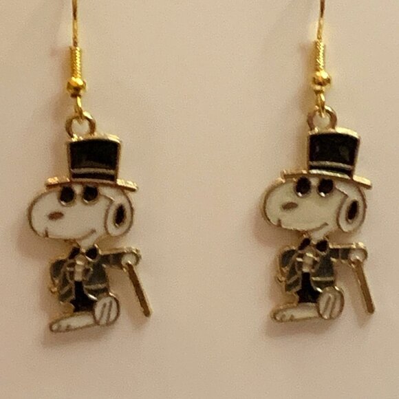 Snoopy Earring, Joe Cool Earring, Peanuts Earrings, Gift Idea, Snoopy Charm - Picture 2 of 6
